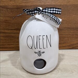 Rae Dunn Queen Bee Birdhouse with Black Ribbon